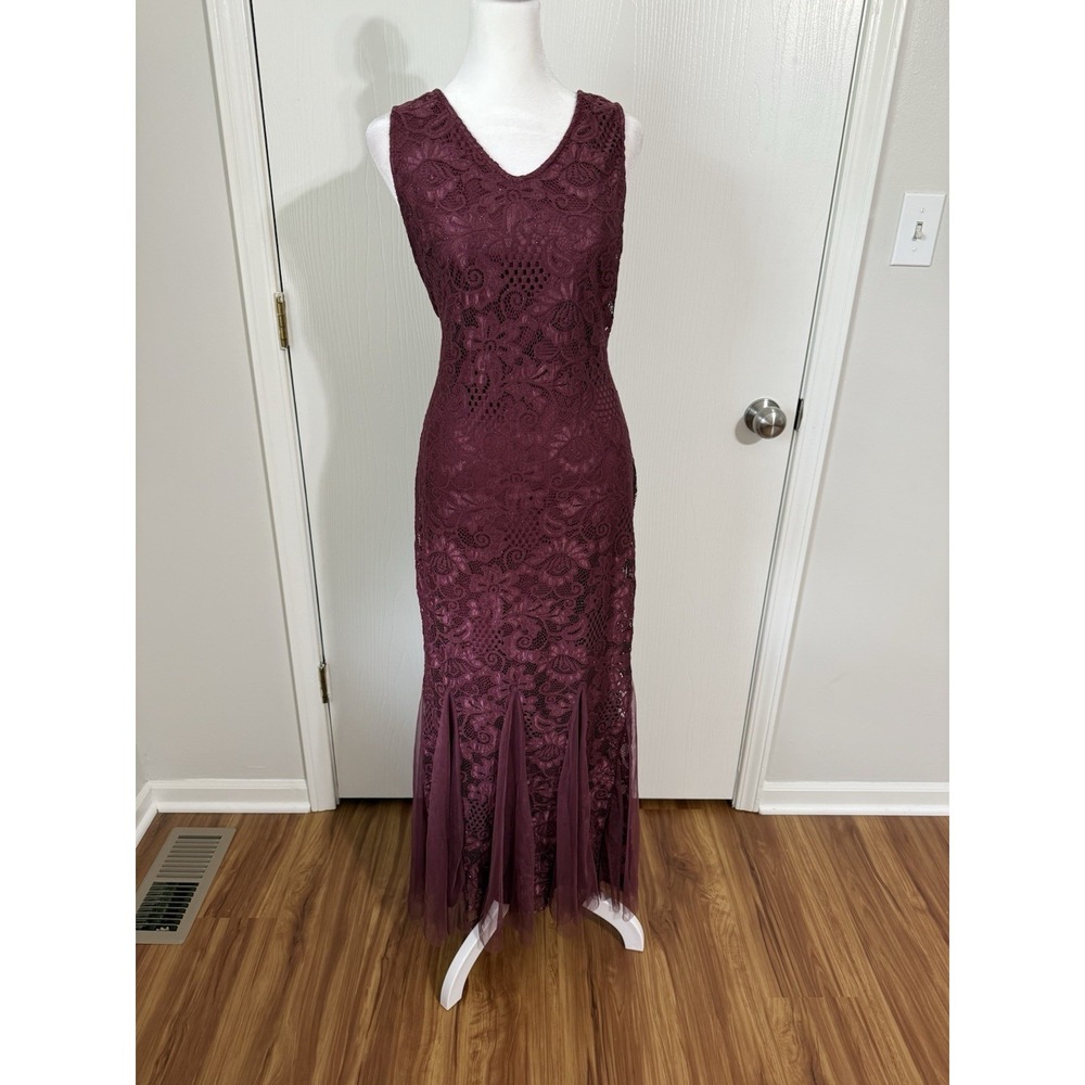 Red Maroon Glitter Sleeveless Lace Mermaid Fit & Flare Formal Dress Size Small